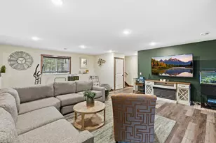 451 Roosevelt Dr, Dresser, WI 54009 - Photo 17