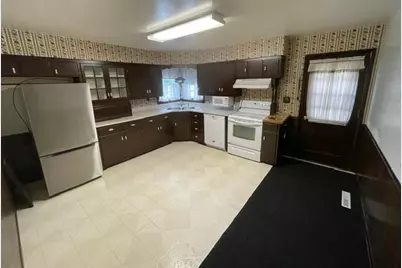 1920 4th Avenue NW, Austin, MN 55912 - Photo 5