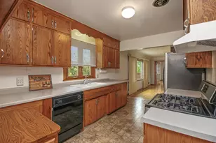 556 Turin Ave, South Saint Paul, MN 55075 - Photo 9