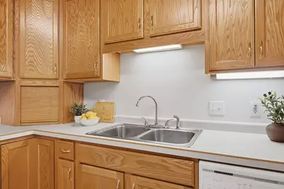 1201 Hadley Avenue N #107, Oakdale, MN 55128 - Photo 9
