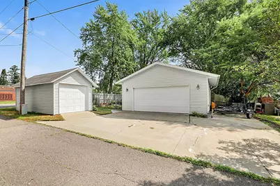 250 3rd Avenue NW, Milaca, MN 56353 - Photo 27