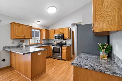3601 Heidelberg Lane, Saint Bonifacius, MN 55375 - Photo 7