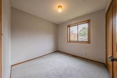 1568 Lakewood Drive N, Maplewood, MN 55119 - Photo 47