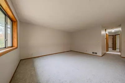 1568 Lakewood Drive N, Maplewood, MN 55119 - Photo 53