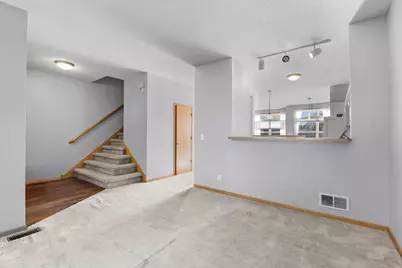 7413 Zane Avenue N, Brooklyn Park, MN 55443 - Photo 9