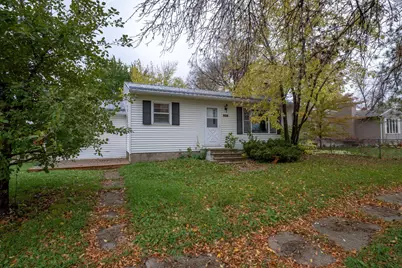 216 1st Avenue E, Halstad, MN 56548 - Photo 1