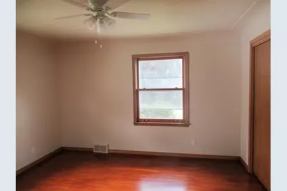2513 Saint Anthony Boulevard, Saint Anthony, MN 55418 - Photo 9