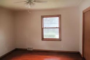 2513 St Anthony Blvd, Saint Anthony, MN 55418 - Photo 9