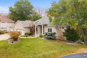 542 Majestic Oaks Ct, Eagan, MN 55123 - Photo 1