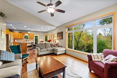 542 Majestic Oaks Court, Eagan, MN 55123 - Photo 11
