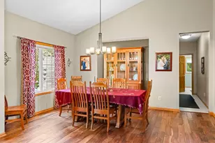 542 Majestic Oaks Ct, Eagan, MN 55123 - Photo 7
