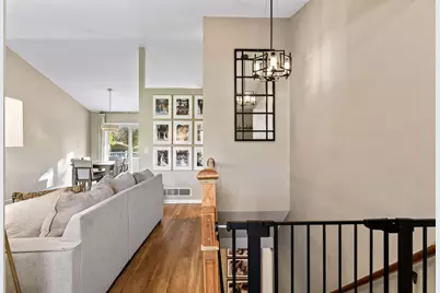 18763 Pennington Avenue, Eden Prairie, MN 55346 - Photo 3