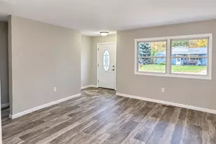 300 17th St NW, Willmar, MN 56201 - Photo 3