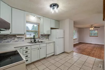 105- Jay Street, Le Sueur, MN 56058 - Photo 9