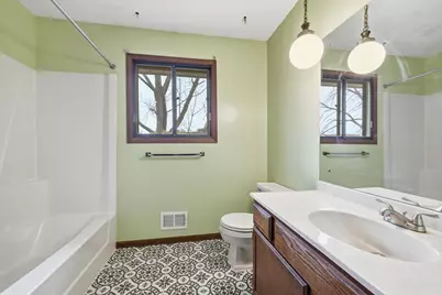 326 Morningside Circle, Saint Paul, MN 55119 - Photo 17