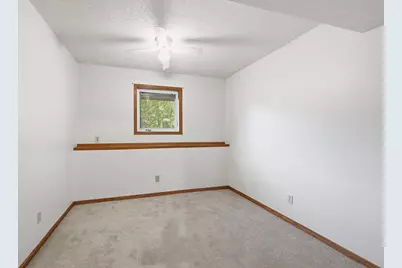 326 Morningside Circle, Saint Paul, MN 55119 - Photo 23