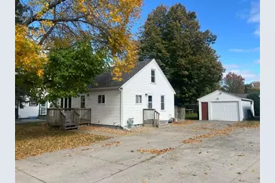 611 S Swift Avenue, Litchfield, MN 55355 - Photo 1