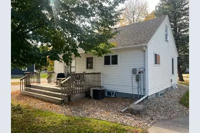 611 S Swift Avenue, Litchfield, MN 55355 - Photo 7