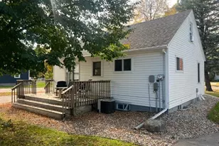 611 S Swift Ave, Litchfield, MN 55355 - Photo 7