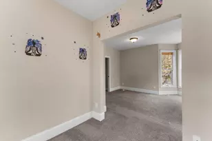 989 Burr St, Saint Paul, MN 55130 - Photo 41