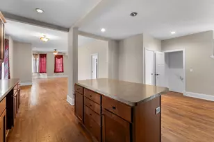 989 Burr St, Saint Paul, MN 55130 - Photo 15