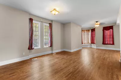 989 Burr Street, Saint Paul, MN 55130 - Photo 11