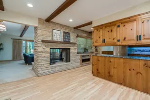 112 W Glencrest Dr, Mankato, MN 56001 - Photo 9