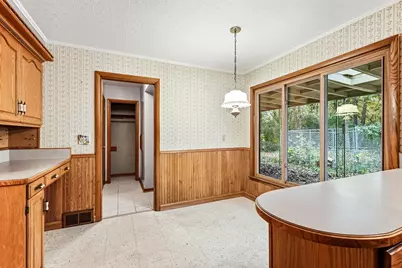 648 Roosevelt Road, Saint Cloud, MN 56301 - Photo 13
