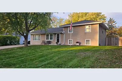 10416 Arrowhead Street NW, Coon Rapids, MN 55433 - Photo 5