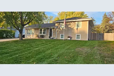 10416 Arrowhead Street NW, Coon Rapids, MN 55433 - Photo 3
