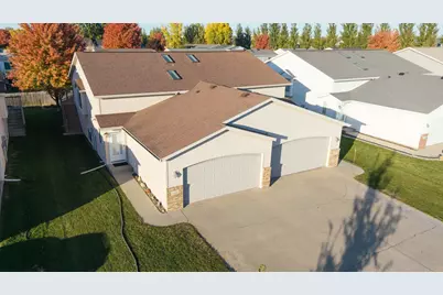 1316 37th Avenue S, Moorhead, MN 56560 - Photo 3