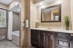 2442 Orchard Ln, White Bear Lake, MN 55110 - Photo 31