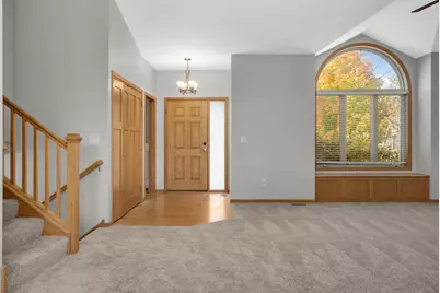 933 Ivy Hills Road, Belle Plaine, MN 56011 - Photo 3