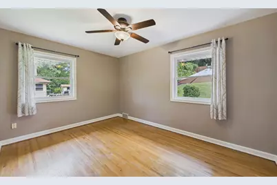 2640 Noble Avenue N, Golden Valley, MN 55422 - Photo 23