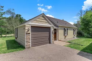 1922 Oakland Rd, Minnetonka, MN 55305 - Photo 5