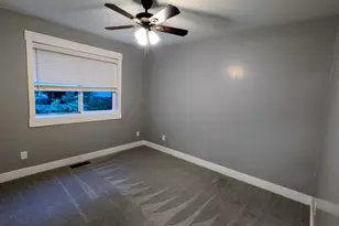 3117 Douglas Dr N, Crystal, MN 55422 - Photo 17