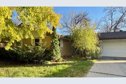 1203 24th Avenue S, Moorhead, MN 56560 - Photo 3