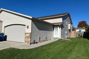 1318 37 Ave S, Moorhead, MN 56560 - Photo 3