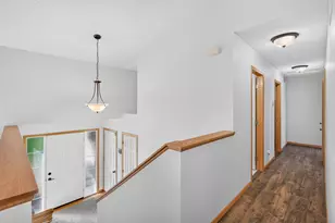 911 Cobblestone Ln, Belle Plaine, MN 56011 - Photo 23