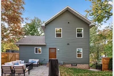214 N 8th Street, River Falls, WI 54022 - Photo 23