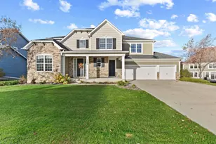 1540 Deephaven Dr, Woodbury, MN 55129 - Photo 1