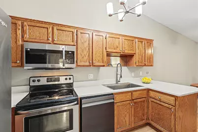 6610 Falstaff Road, Woodbury, MN 55125 - Photo 7