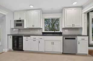 1424 Windsor Chase Dr SW, Rochester, MN 55902 - Photo 11