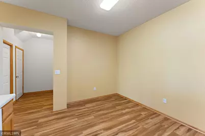 772 Wisconsin Avenue N, Golden Valley, MN 55427 - Photo 11