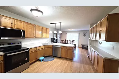 129 Appleblossom Lane, Shakopee, MN 55379 - Photo 9
