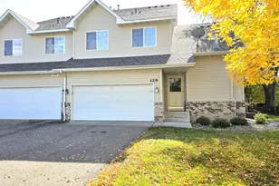 129 Appleblossom Ln, Shakopee, MN 55379 - Photo 1