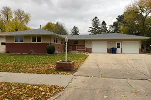 904 20th St N, Moorhead, MN 56560 - Photo 1