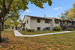1382 Arden View Dr, Arden Hills, MN 55112 - Photo 51