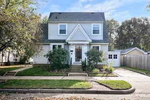 557 W Sanborn St, Winona, MN 55987 - Photo 1