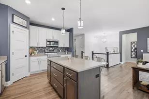 3129 Glasgow St, River Falls, WI 54022 - Photo 9